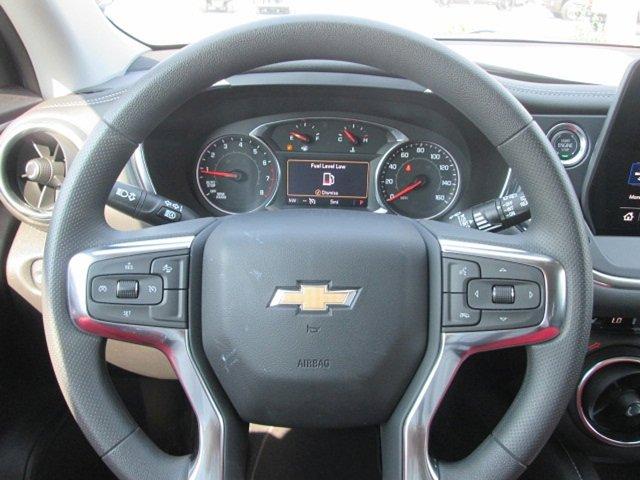 new 2025 Chevrolet Blazer car, priced at $32,400