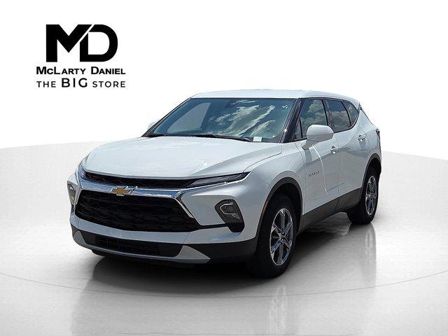 new 2025 Chevrolet Blazer car, priced at $31,500