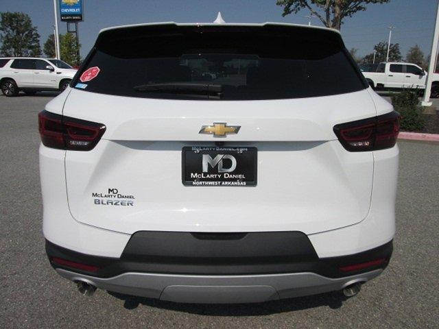 new 2025 Chevrolet Blazer car, priced at $32,400