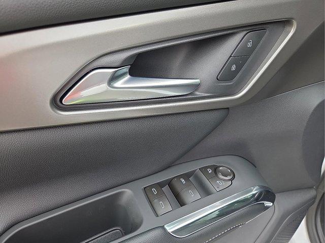 new 2026 Chevrolet Traverse car, priced at $45,120