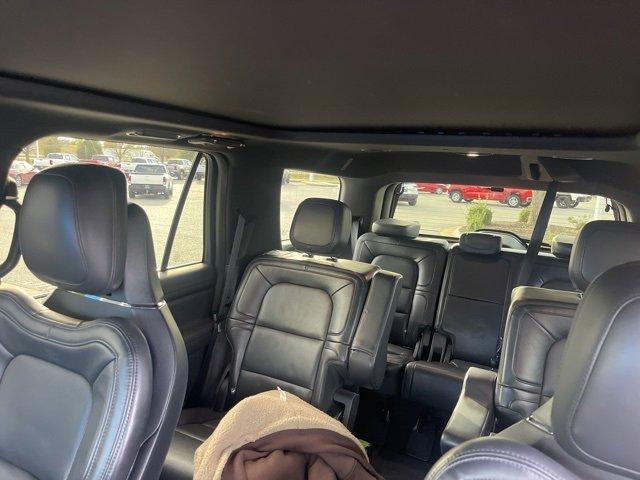 used 2022 Lincoln Navigator car, priced at $54,000