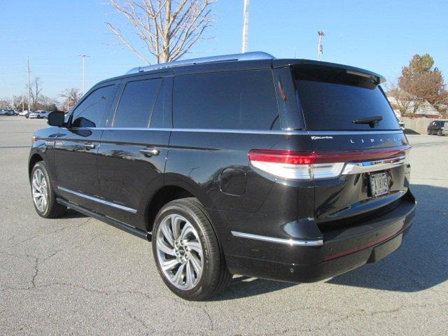 used 2022 Lincoln Navigator car, priced at $52,000