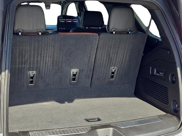 used 2023 GMC Yukon car, priced at $60,000