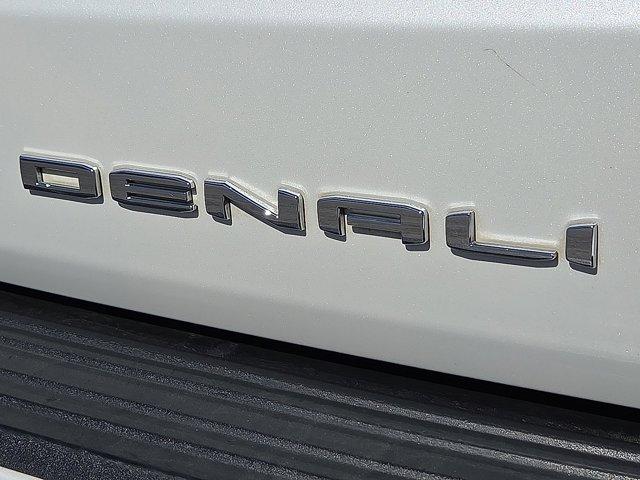 used 2021 GMC Yukon car, priced at $47,749