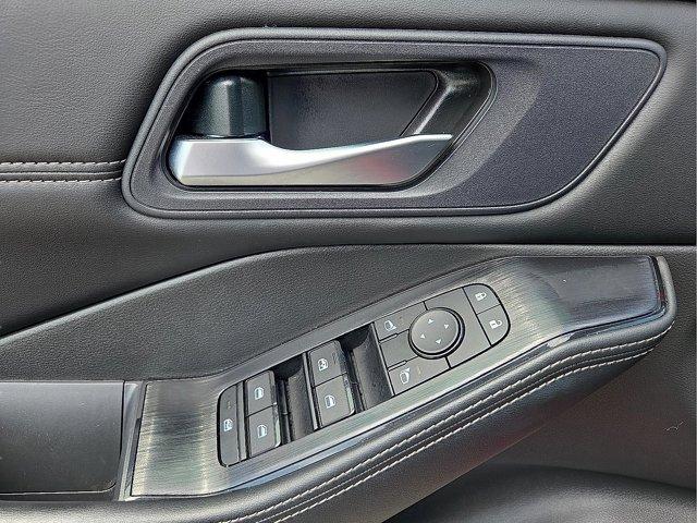 used 2023 Nissan Rogue car, priced at $24,625