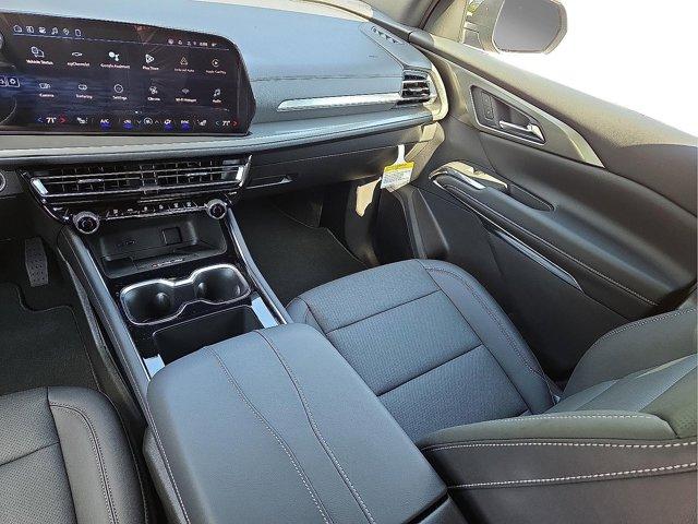 new 2026 Chevrolet Traverse car, priced at $47,420