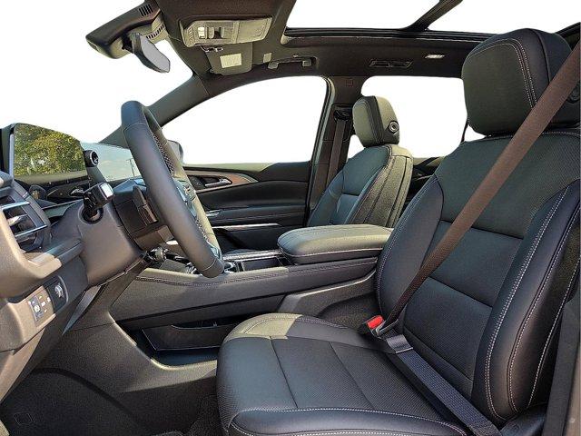 new 2026 Chevrolet Traverse car, priced at $47,420
