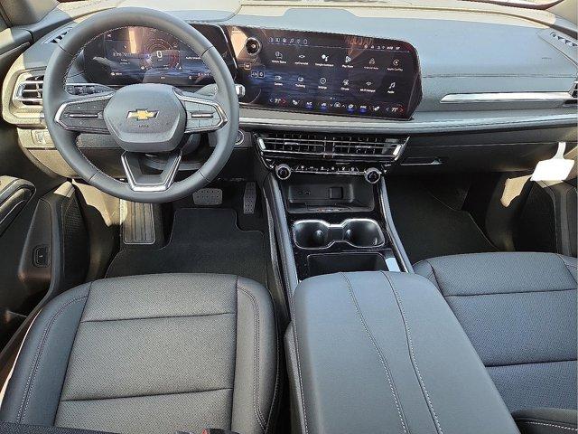 new 2026 Chevrolet Traverse car, priced at $47,420