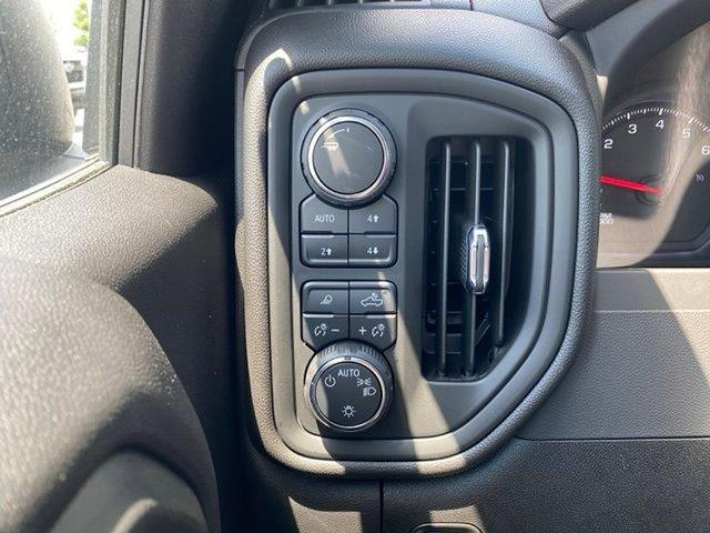 new 2025 Chevrolet Silverado 1500 car, priced at $40,729