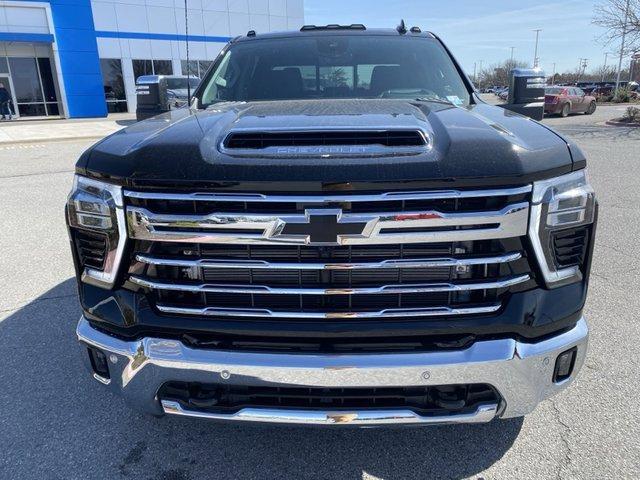 new 2025 Chevrolet Silverado 3500 car, priced at $86,900