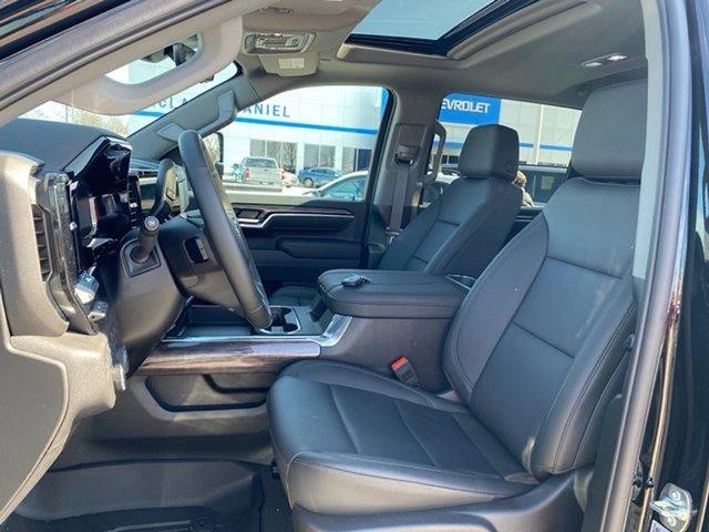 new 2025 Chevrolet Silverado 3500 car, priced at $85,000