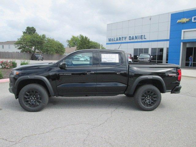 new 2024 Chevrolet Colorado car, priced at $42,045