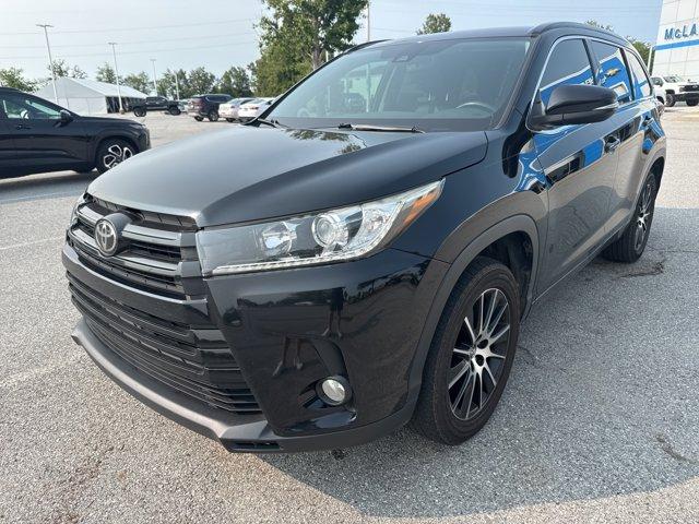 used 2017 Toyota Highlander car, priced at $22,474