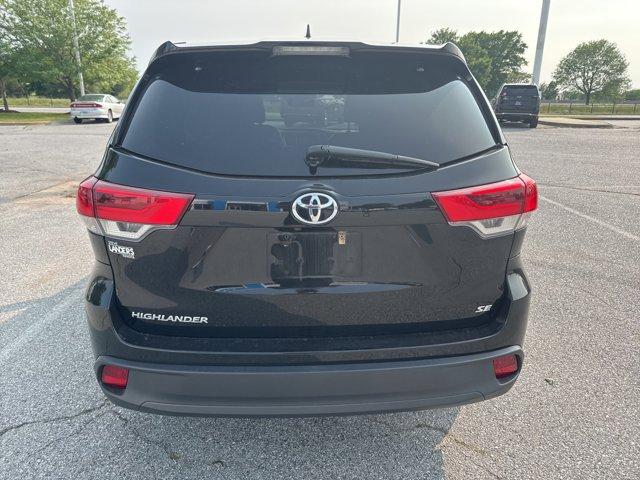 used 2017 Toyota Highlander car, priced at $22,474