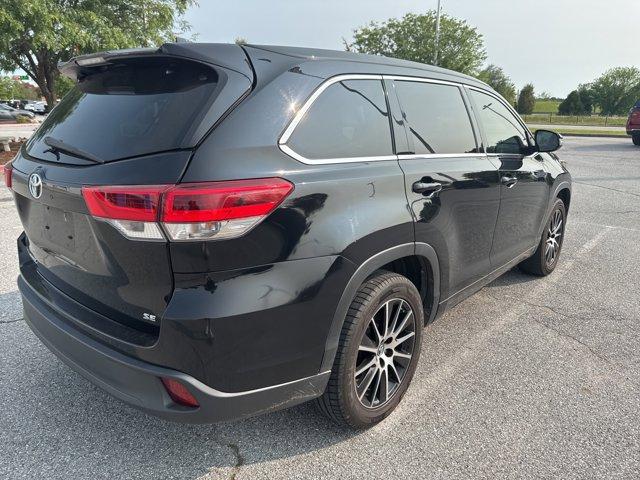 used 2017 Toyota Highlander car, priced at $22,474