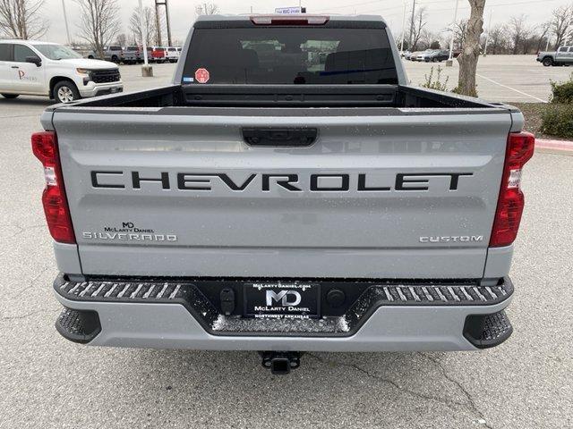 new 2025 Chevrolet Silverado 1500 car, priced at $40,023