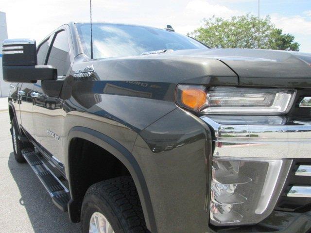 used 2022 Chevrolet Silverado 2500 car, priced at $52,060