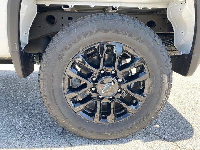 new 2025 Chevrolet Silverado 2500 car, priced at $45,000