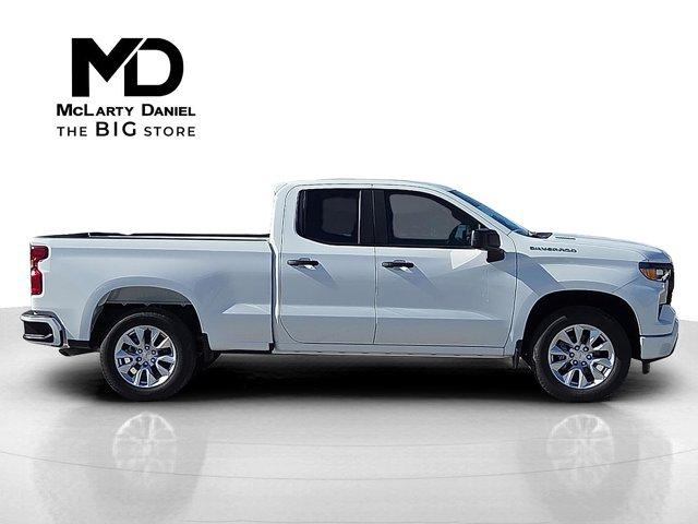 new 2026 Chevrolet Silverado 1500 car, priced at $35,071