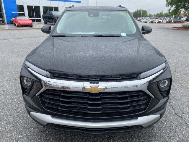 new 2025 Chevrolet TrailBlazer car, priced at $26,801