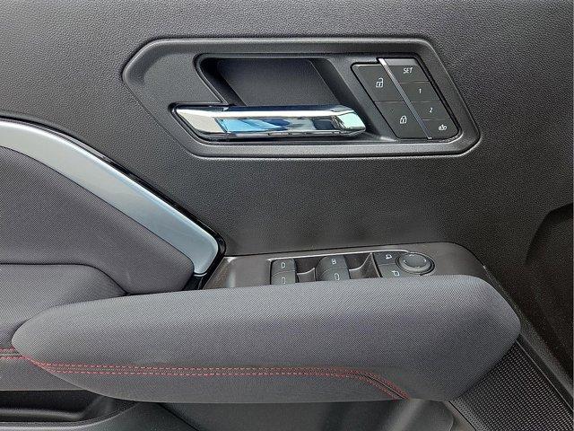 new 2025 Chevrolet Colorado car, priced at $50,930