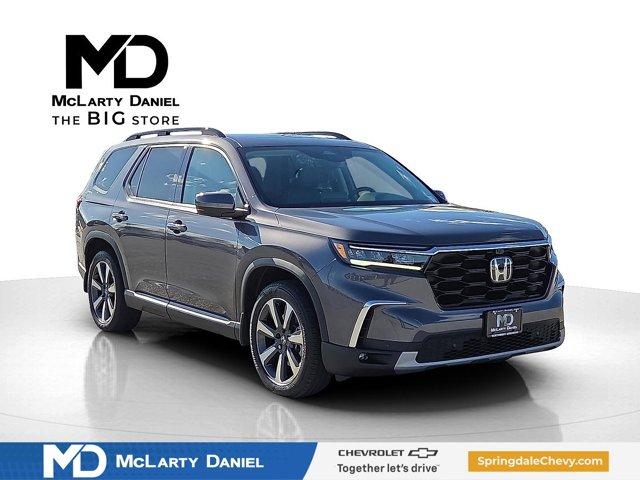 used 2023 Honda Pilot car, priced at $41,000