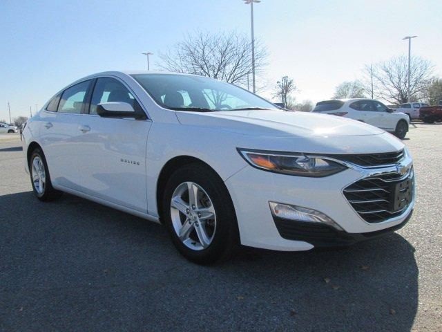 used 2022 Chevrolet Malibu car, priced at $19,154