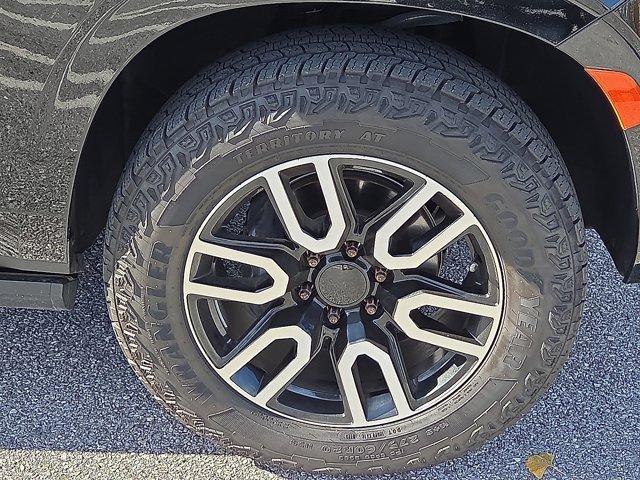 used 2023 GMC Yukon car, priced at $56,523