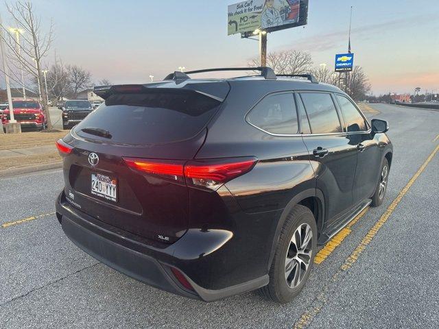 used 2020 Toyota Highlander car, priced at $31,125