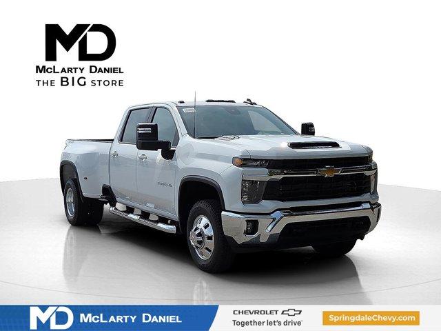 new 2026 Chevrolet Silverado 3500 car, priced at $77,060