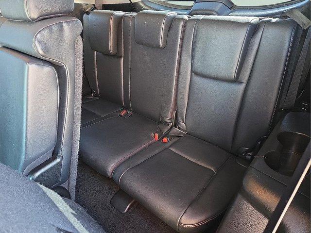 used 2019 Toyota Highlander car, priced at $27,750