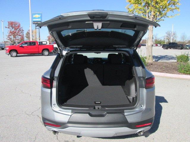 new 2025 Chevrolet Blazer car, priced at $33,067