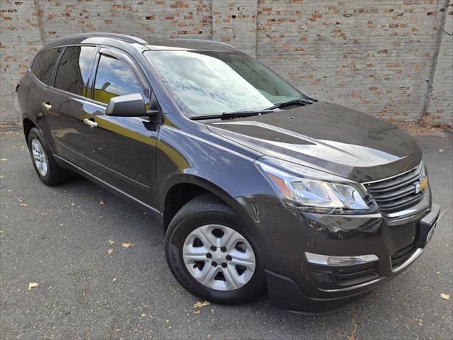 used 2017 Chevrolet Traverse car, priced at $11,900