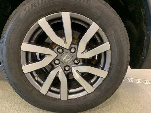 used 2022 Honda Pilot car, priced at $28,495