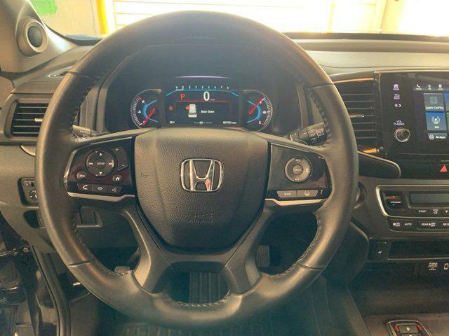 used 2022 Honda Pilot car, priced at $28,495