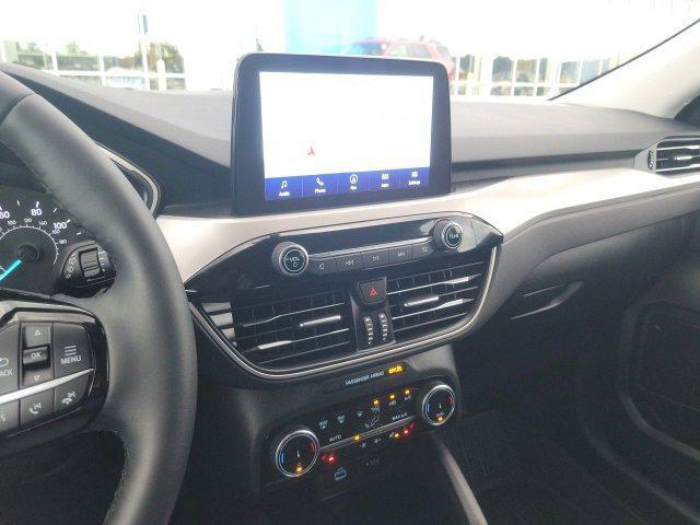 used 2022 Ford Escape car, priced at $25,670