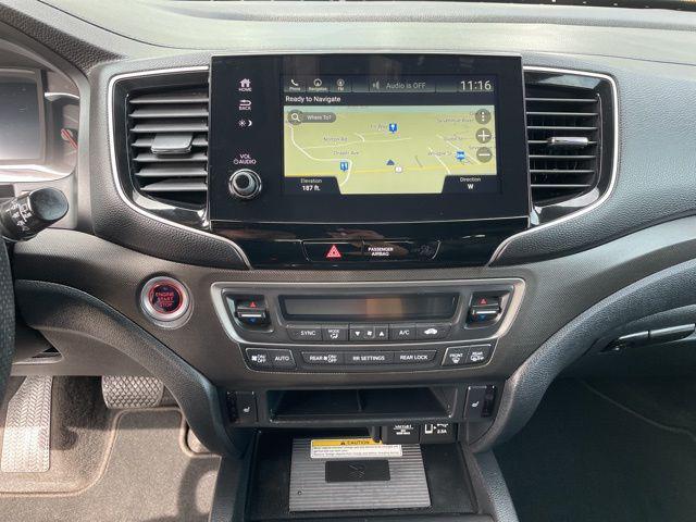 used 2022 Honda Pilot car, priced at $29,995