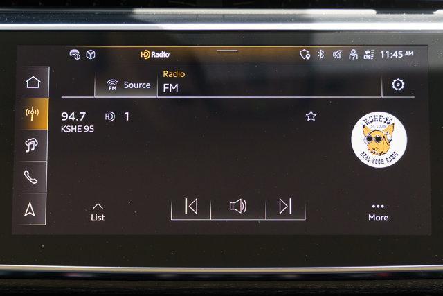 new 2025 Audi Q7 car, priced at $77,695