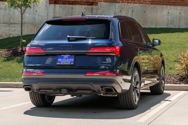 new 2025 Audi Q7 car, priced at $77,695