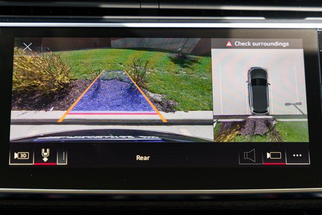 new 2025 Audi Q7 car, priced at $77,695