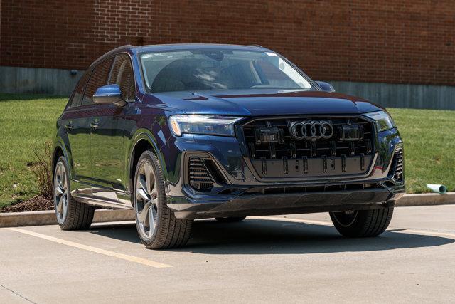 new 2025 Audi Q7 car, priced at $77,695
