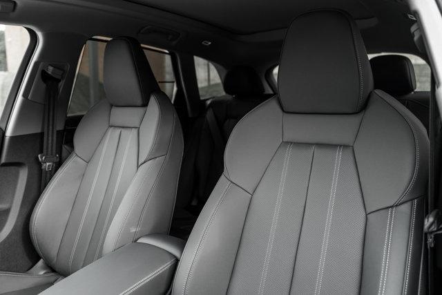 new 2025 Audi Q5 car, priced at $58,235