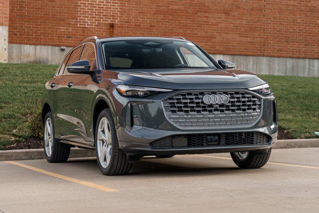 new 2025 Audi Q5 car, priced at $59,461