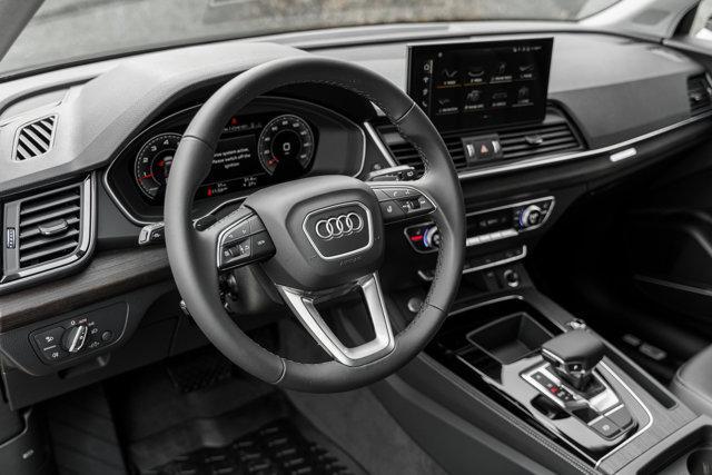 new 2025 Audi Q5 car, priced at $53,530