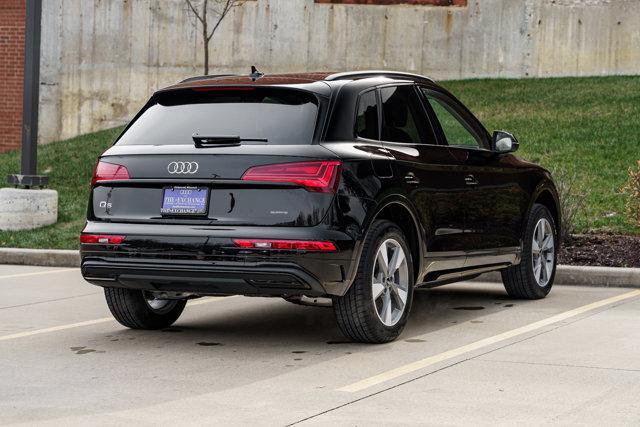 new 2025 Audi Q5 car, priced at $53,530