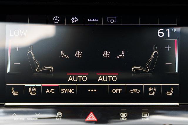 new 2025 Audi Q7 car, priced at $76,440