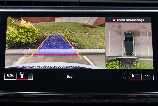 new 2025 Audi Q7 car, priced at $76,440