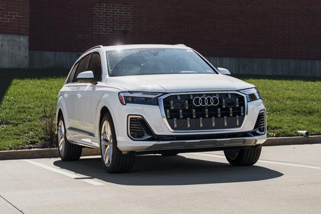 used 2025 Audi Q7 car, priced at $57,000