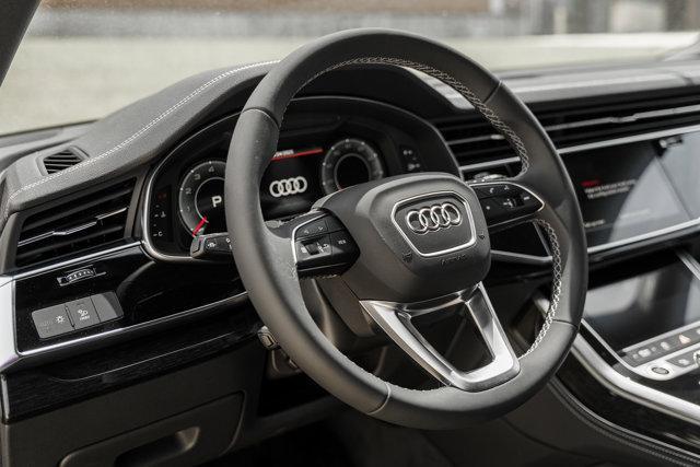 new 2025 Audi Q7 car, priced at $77,750