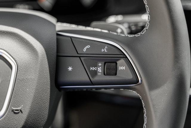 new 2025 Audi Q7 car, priced at $77,750